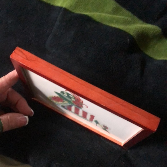 Red hat ladies picture frame hat with hat box shoes heels picture 5x7 - Picture 4 of 10